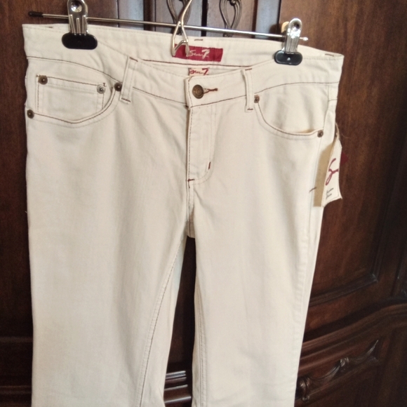 NWT! Seven 7 Premium Ivory Denim Jeans with Contrast Stitching - Picture 2 of 10